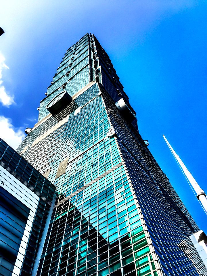 Taipei 101 from basement #taipei101 #taiwan #taipei #4thtallest #skyscraper #building