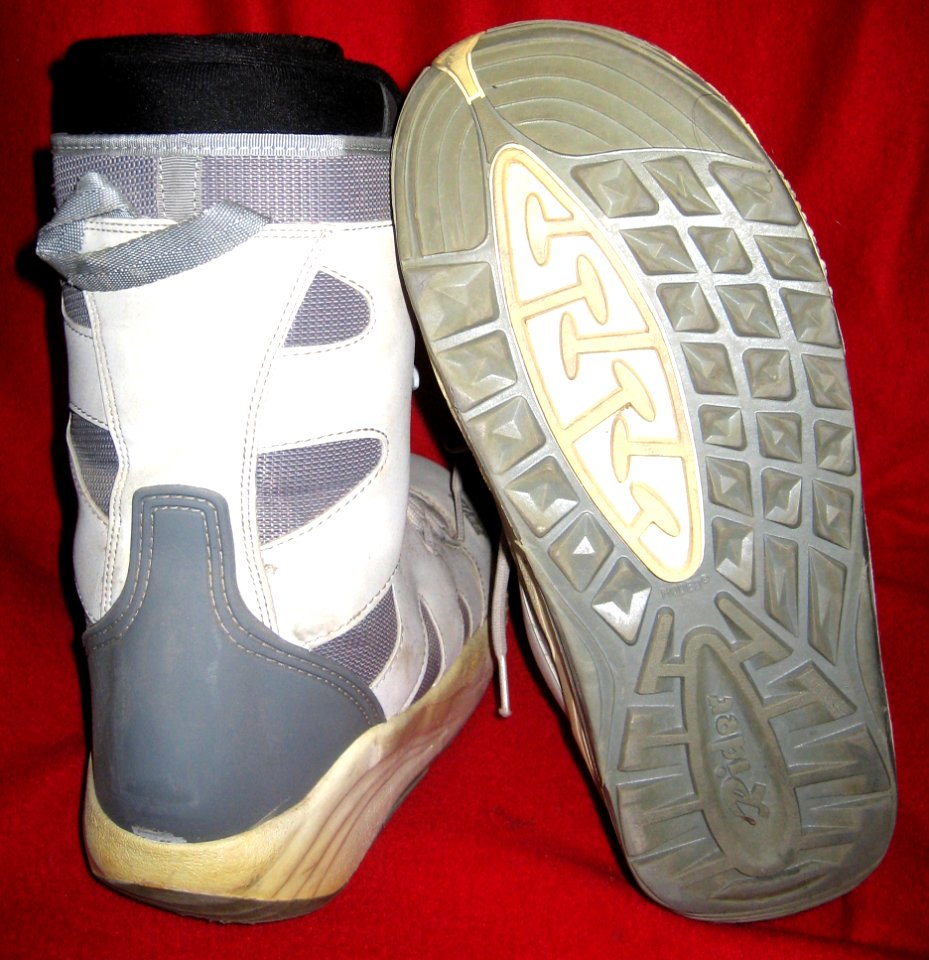 Snowboard Boots Modes® Rider Fever Cool Pose