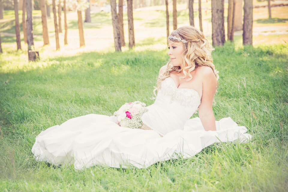 Bouquet gorgeous beautiful bride photo