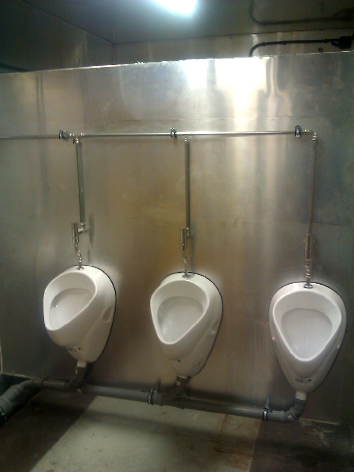 Platoon Berlin Men's Room