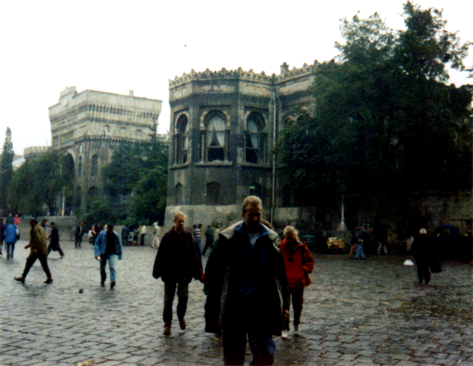 116 - 01.96-13A - Universiteit van Istanbul, Beyazit-plein, Istanbul, oktober 1995