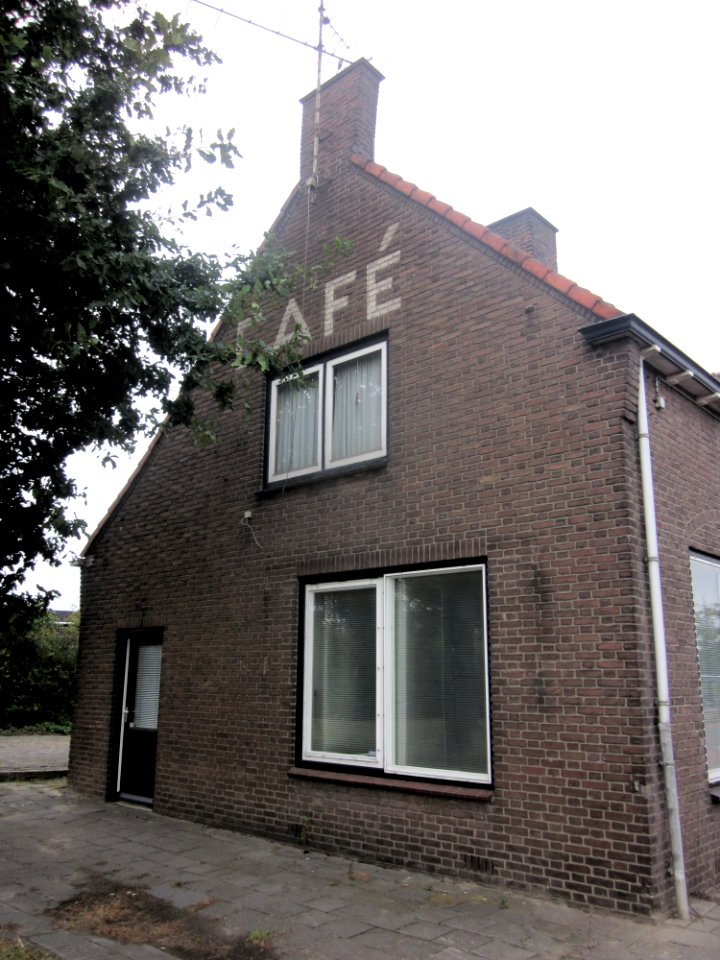 Koffiehuis bij station Kruiningen-Yerseke