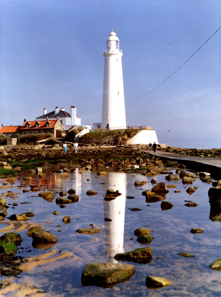 578661:St Mary's Lighthouse Whitley Bay 1991