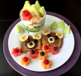 Breakfast for kids: 'Berry Bears'