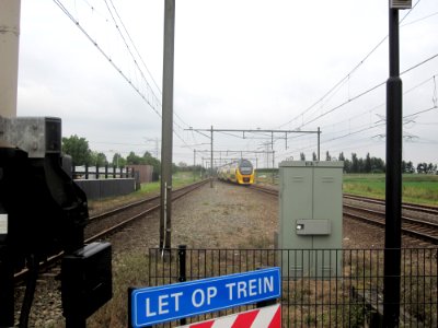 VIRM vertrekt van station Kruiningen-Yerseke