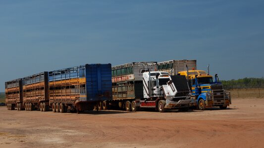 Truck semi trailers australia