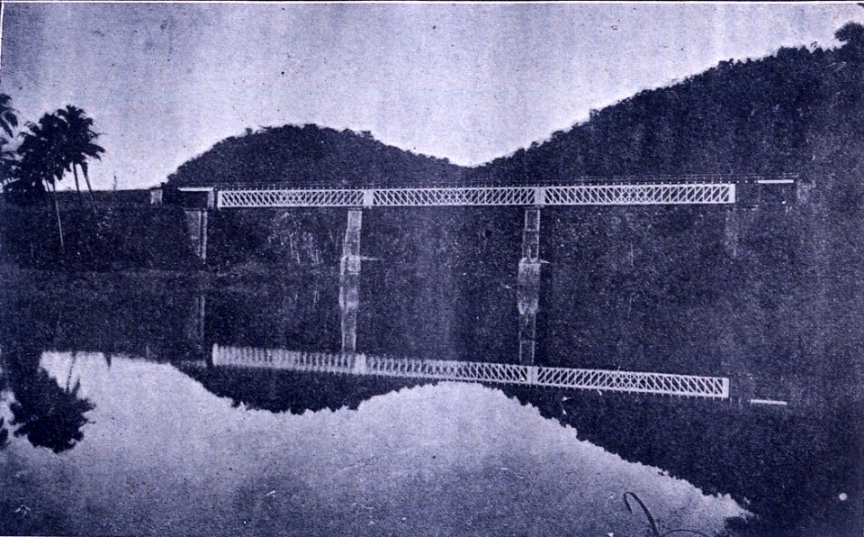 Linha de Mormugão - Ponte sobre o rio Sanvordém (c. 1890)