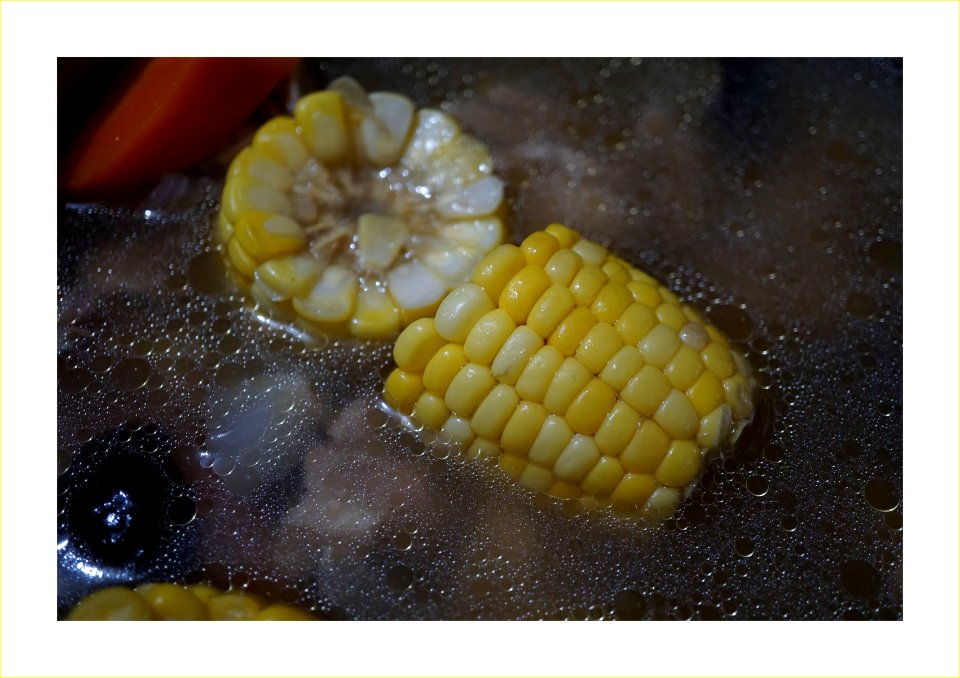 Maize soup with meat