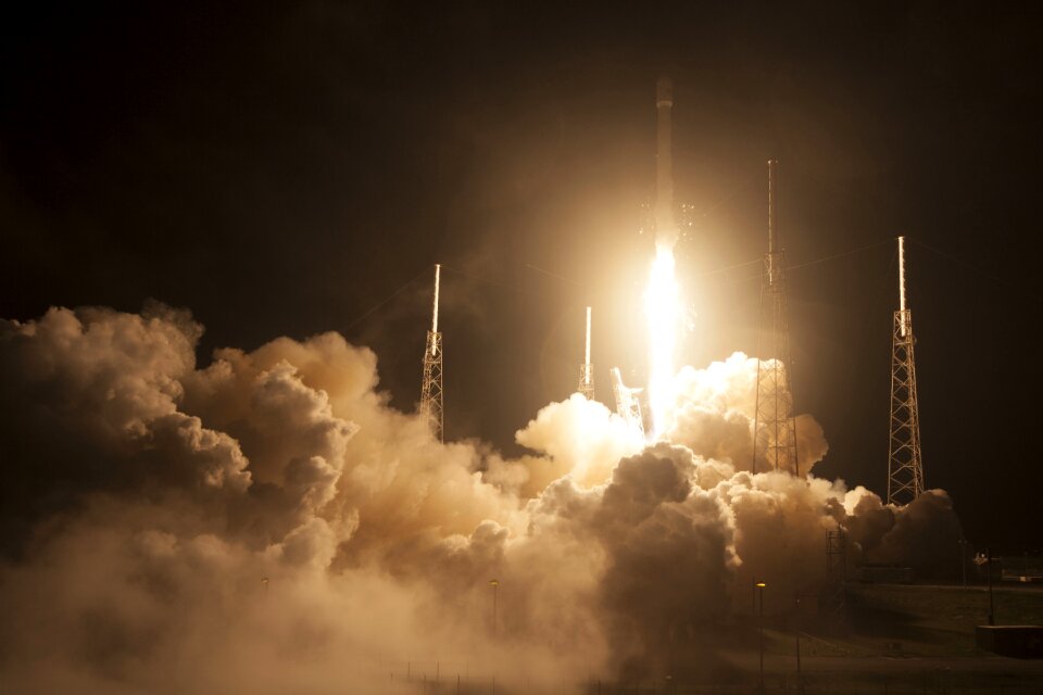 Launch flames propulsion
