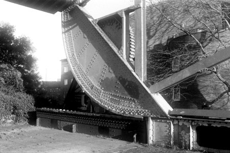 Redriff Road bascule bridge, Surrey Commercial Docks