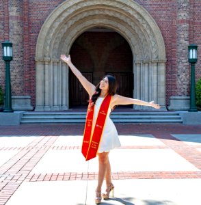 actress-amy-melendrez-usc-graduate-2