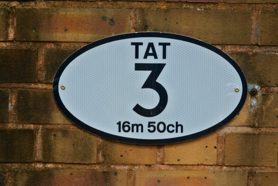 Bridge plate at Coulsdon Town station
