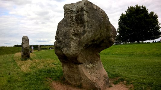 megalith-2708731 1920