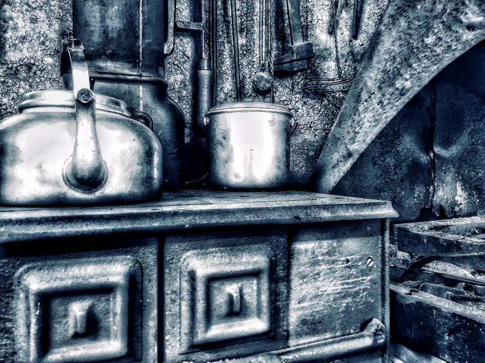 Tea time at the Mithril forge