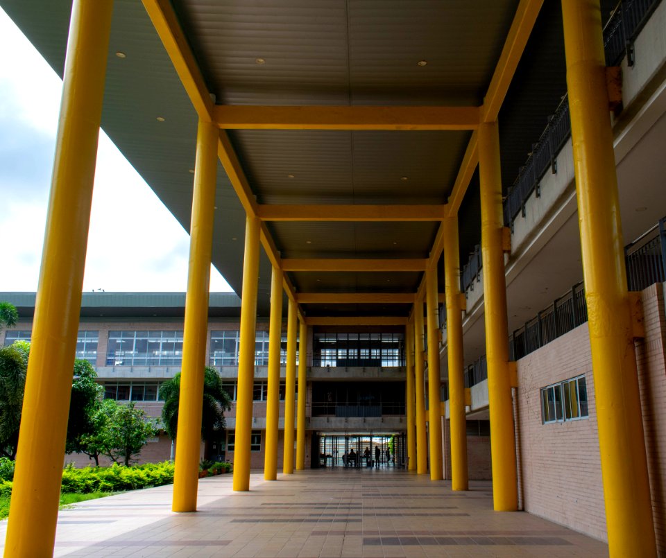 Mega colegio Nacional Agustín Codazzi