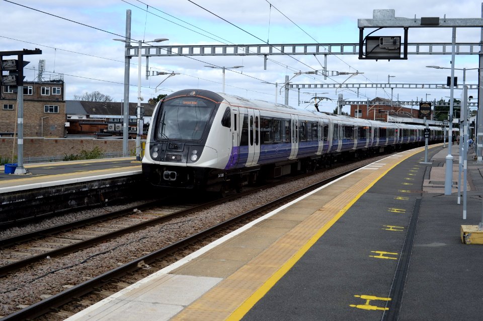 Class 345 train at Shenfield
