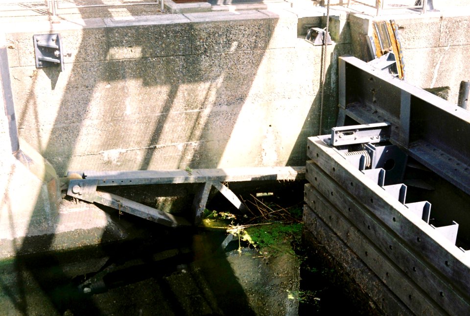Carpenters Road Lock