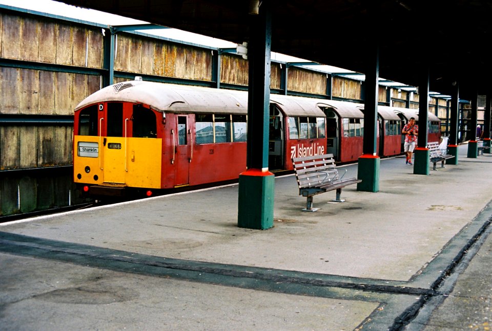 1938 stock unit 008 at Ryde Pier Head