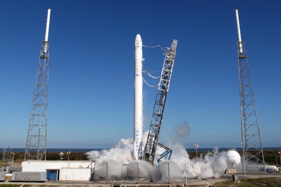 Launch flames propulsion