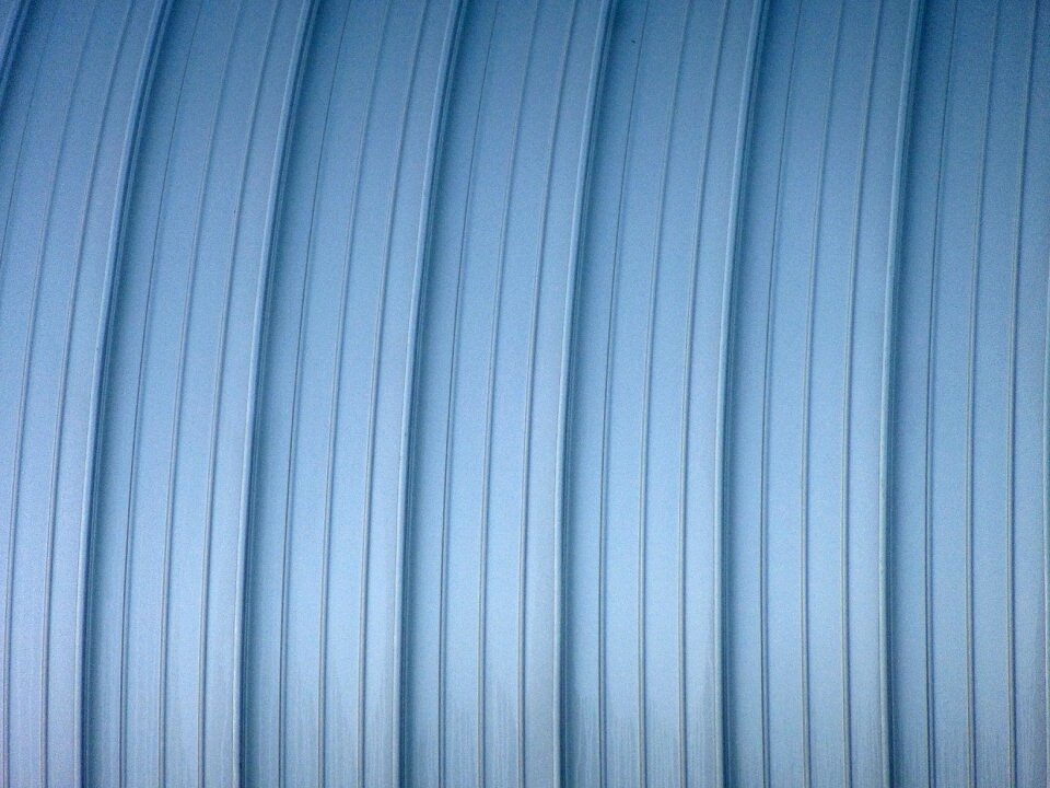 Metallic steel plate