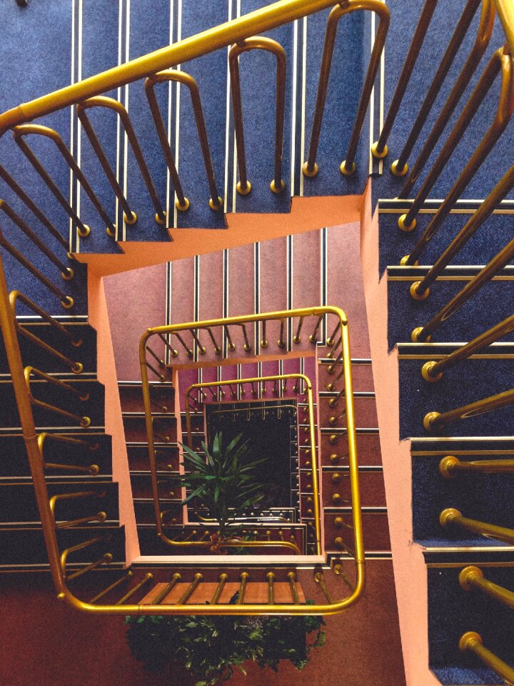 Stairs steps railing