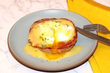 Eggs Benedict