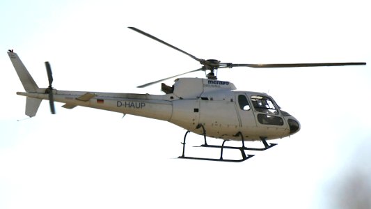 Aérospatiale AS 350BA Ecureuil D-HAUP Meravo Helicopters