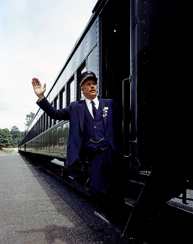 Railroad travel rail