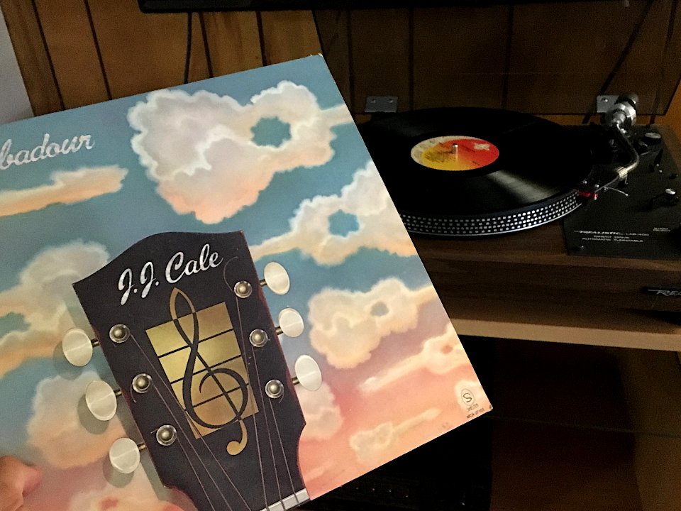 2019/365/188 Warming Up the Turntable