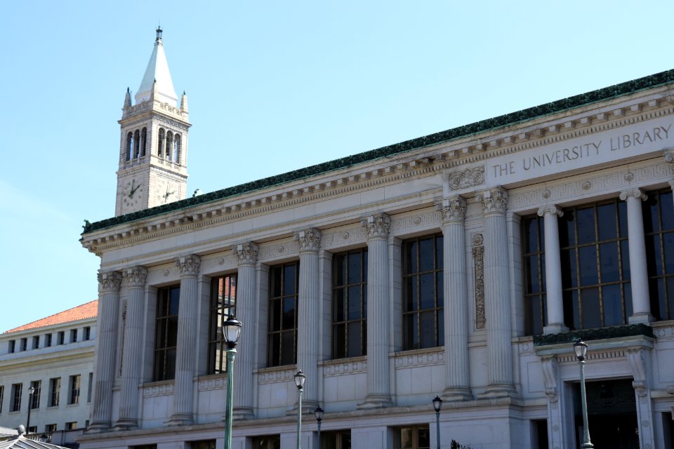 Doe Memorial Library