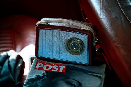 Retro radio business