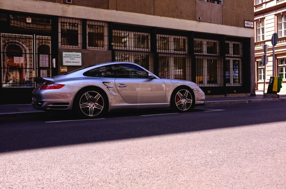 Porsche street budapest