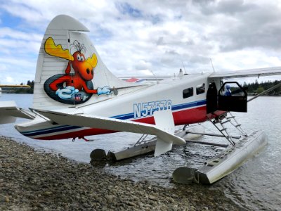 Kenmore Air @ Cutts Island, WA photo