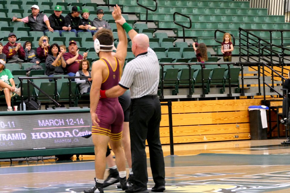 165 No 5 Josh Shields (Arizona) dec Bernie Truax (Cal Poly) 7-3