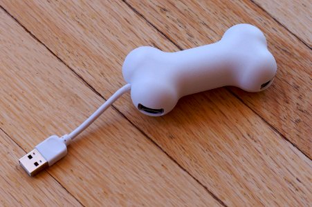2010/365/48 Best. USB Hub. Evah.