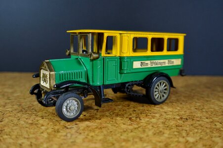 Model oldtimer green
