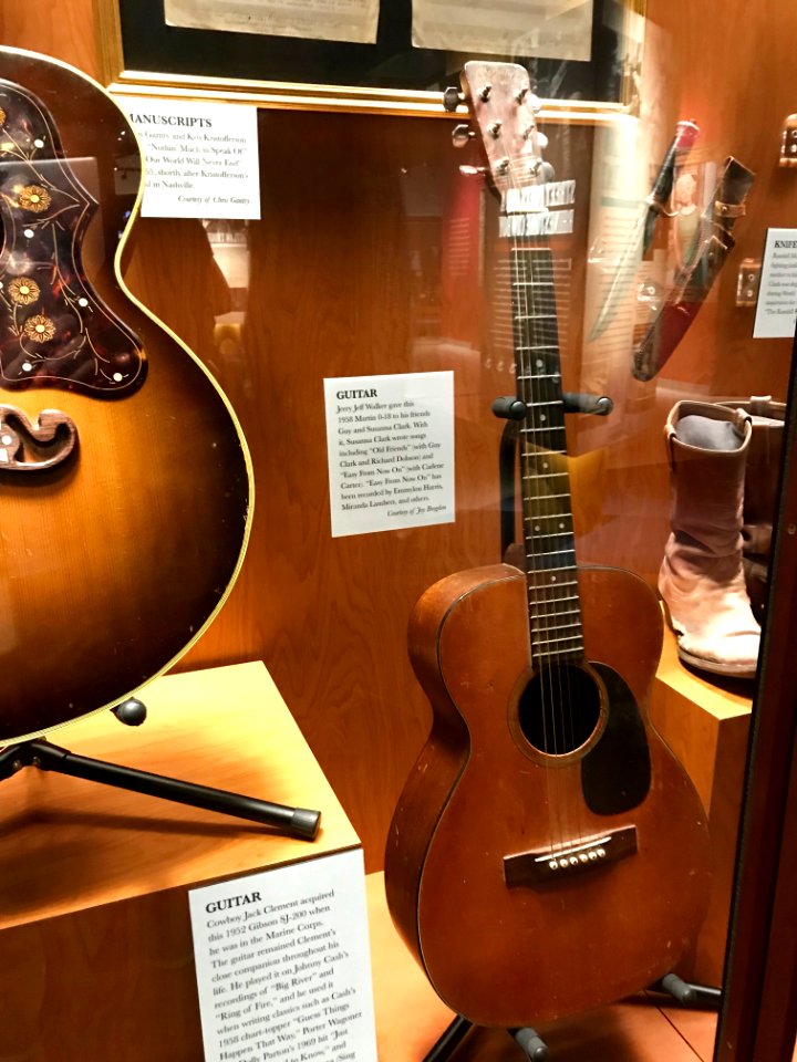 2180821 Nashville country music hall of fame museum