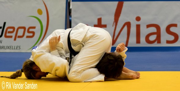 Swaen Van Koningsbruggen (Antwerpen United Judo) vs Sarah (JC Sambreville)