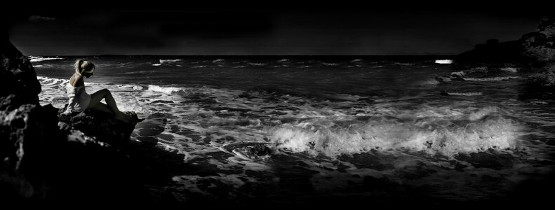 Surf black and white sea photo