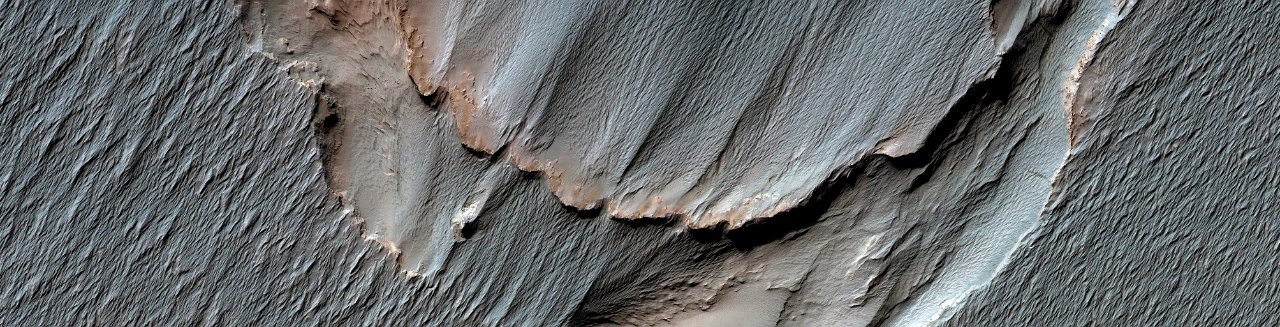 Mars - Ring Depression around Crater