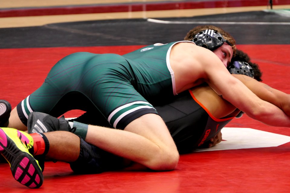 165lbs Bernie Truax (Cal Poly) dec Aaron Olmos (Oregon State)