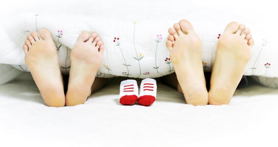 The couple feet love