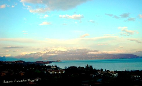 Photo scattata a Polpenazze del Garda "punta Isola Borghese" Brescia Lombardia Italia