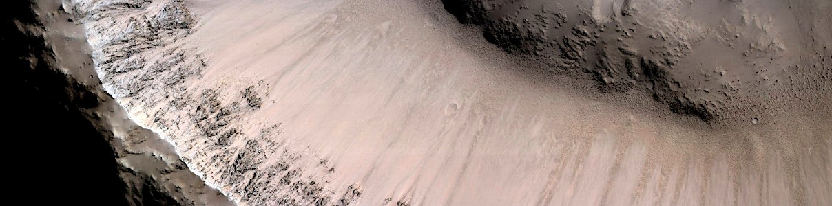 Mars - Sample Fresh Crater on Highland Crust