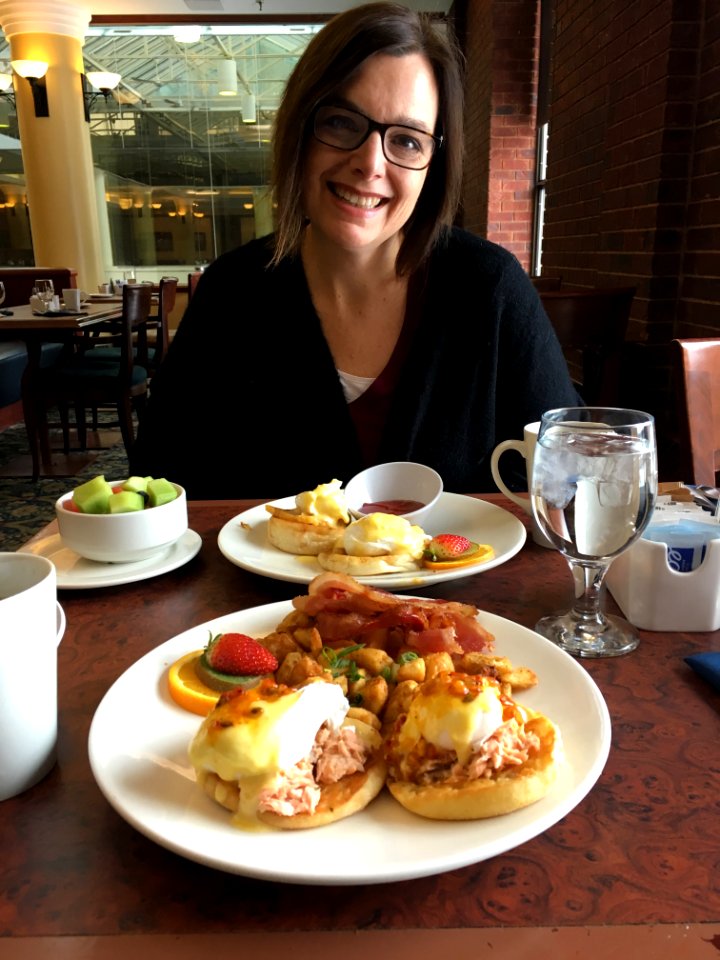 2019/365/26 A Classy Breakfast with the One I Love