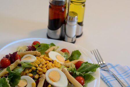 Asparagus oil tomato