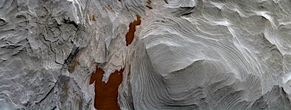 Mars - Schiaparelli Crater Sedimentary Layers