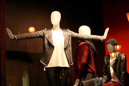 Window display piece mannequin fashion photo