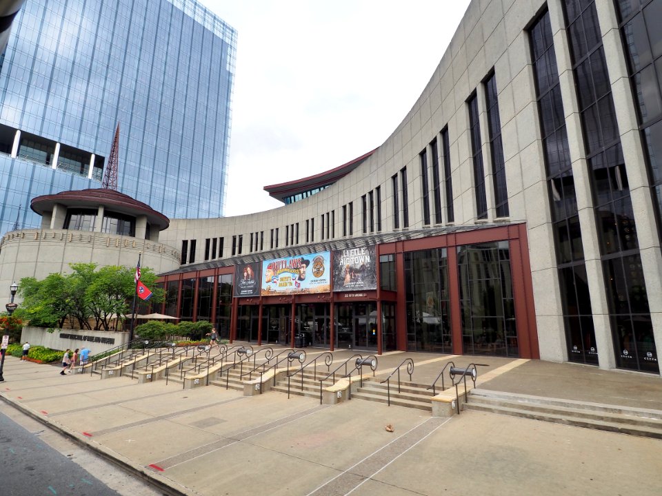 20180819 Nashville Day 2, a hop-on-hop-out buss