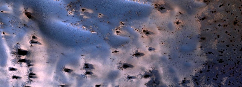 Mars - Jeans Crater with Seasonal Haloes and Fractal Patterns